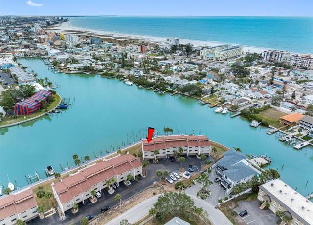 Property at 12360 Capri Cir N #106, Treasure Island, FL 33706, 3 beds, 2.5 baths
