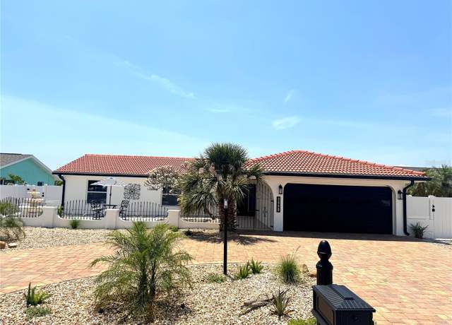 Property at 6524 Senegal Palm Way, Apollo Beach, FL 33572, 3 beds, 2 baths