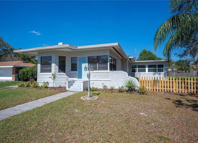 Property at 624 Woodward St, Lakeland, FL 33803, 3 beds, 2 baths