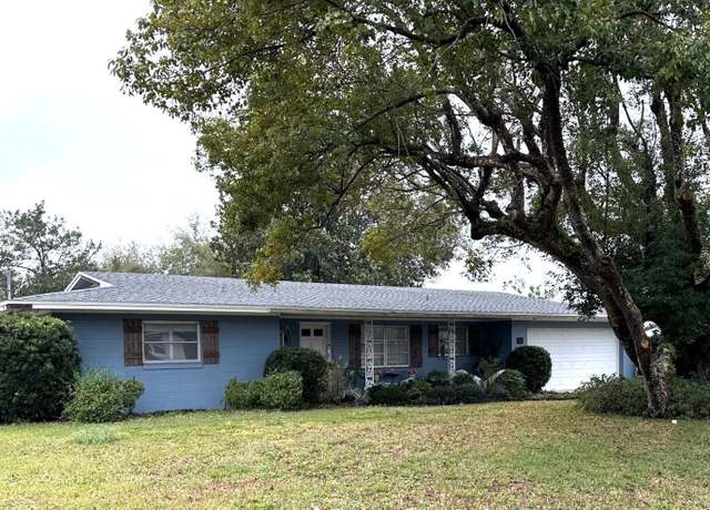 Property at 63 Dahlia Dr, Debary, FL 32713, 3 beds, 2 baths