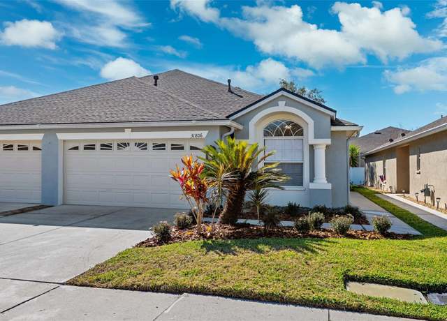 Property at 31806 Larkenheath Dr, Wesley Chapel, FL 33543, 2 beds, 2 baths