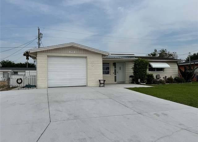Property at 1542 Derrick St, Holiday, FL 34690, 2 beds, 1 bath