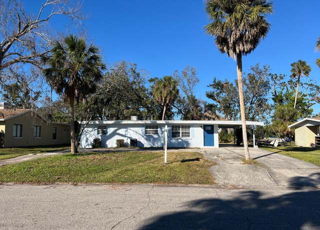 Property at 820 32nd St E, Palmetto, FL 34221, 3 beds, 1 bath