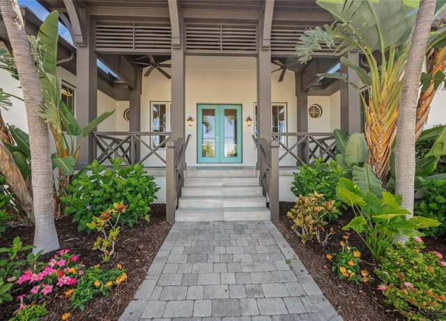 Property at 5569 Cape Leyte Dr, Sarasota, FL 34242, 3 beds, 4 baths