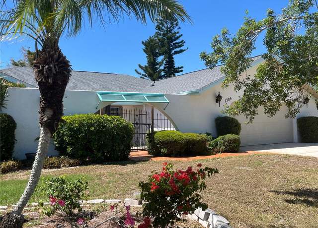 Property at 1305 Alton Rd, Port Charlotte, FL 33952, 3 beds, 2 baths