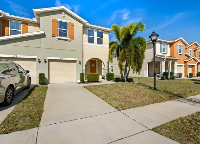 Property at 5117 Killarney Way, Kissimmee, FL 34746, 4 beds, 3.5 baths