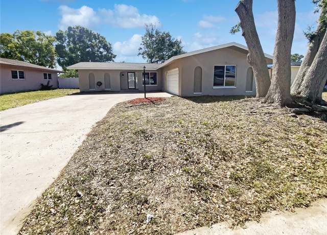 Property at 10454 138th St, Largo, FL 33774, 3 beds, 2 baths