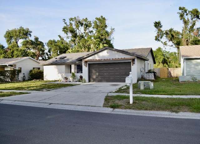 Property at 34 Harbor Oaks Cir, Safety Harbor, FL 34695, 3 beds, 2 baths
