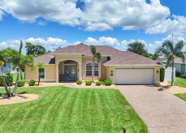 Property at 74 Broadmoor Ln, Rotonda West, FL 33947, 3 beds, 2 baths