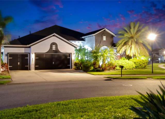 Property at 6927 Crestpoint Dr, Apollo Beach, FL 33572, 4 beds, 3 baths
