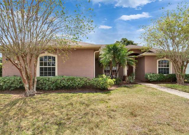 Property at 1742 Oakwood Estates Dr, Plant City, FL 33563, 4 beds, 3 baths