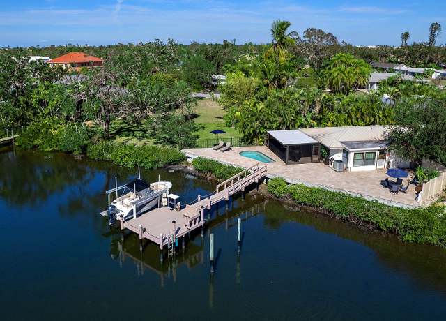 Property at 5508 Dinah Ln, Sarasota, FL 34231, 4 beds, 2 baths