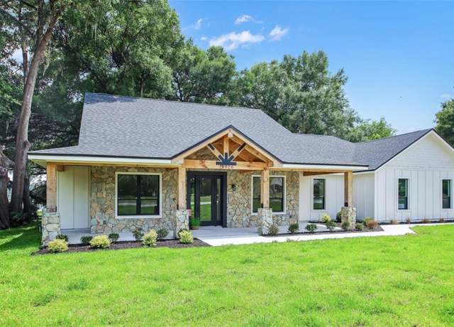 Property at 19906 Eldorado Dr, Eustis, FL 32736, 4 beds, 2.5 baths