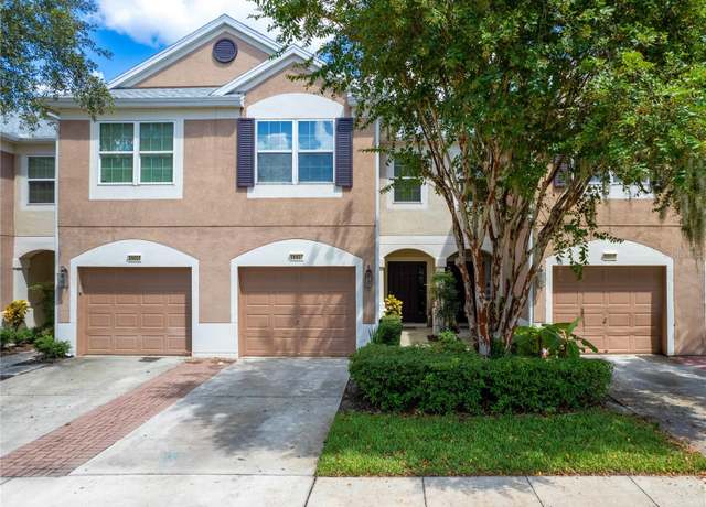 Property at 26607 Chimney Spire Ln, Wesley Chapel, FL 33544, 3 beds, 2.5 baths