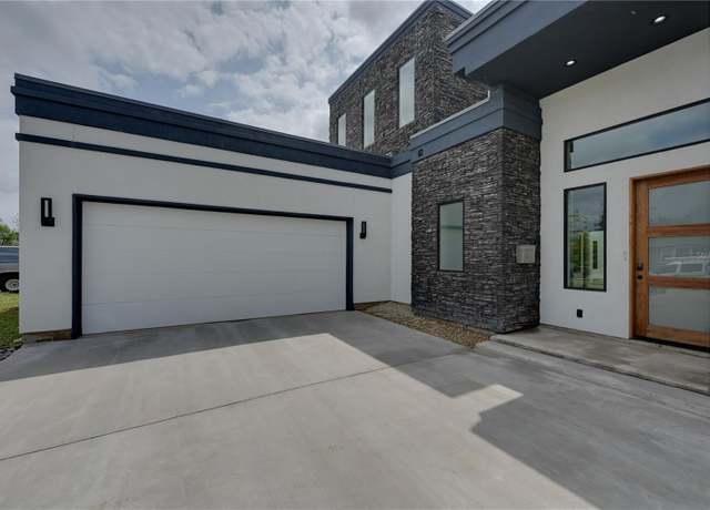 Property at 3225 Parkwood Ct, Kissimmee, FL 34744, 4 beds, 3.5 baths