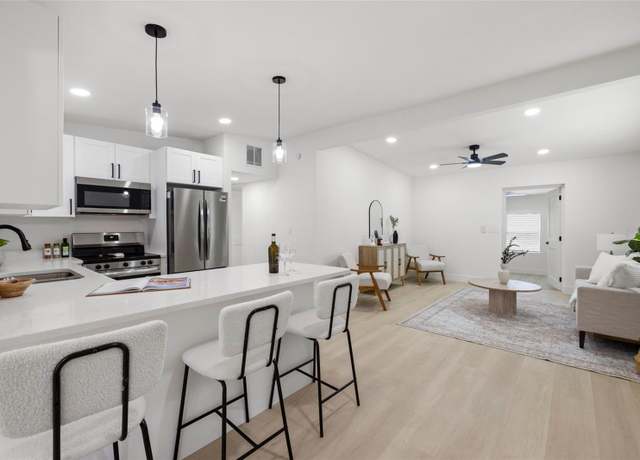 Property at 3008 E Elm St, Tampa, FL 33610, 3 beds, 2 baths