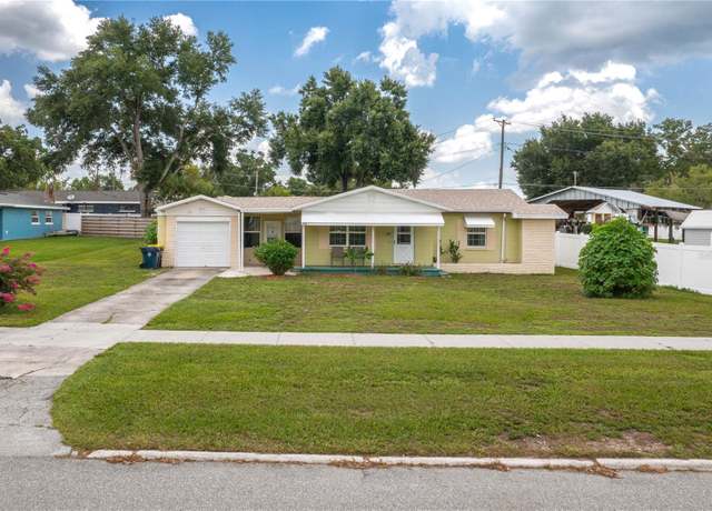 Property at 304 W Lake Ave, Auburndale, FL 33823, 2 beds, 1 bath