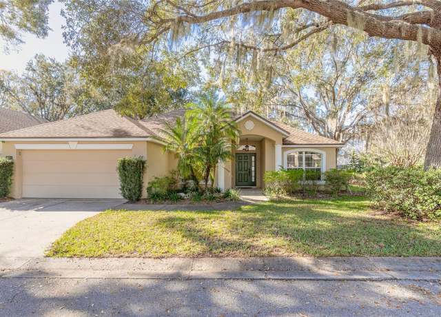 Property at 32543 Crystal Breeze Ln, Leesburg, FL 34788, 3 beds, 2 baths
