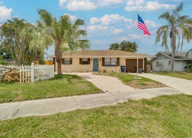 Property at 2715 36th Avenue Ter E, Bradenton, FL 34208, 2 beds, 2 baths
