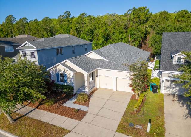 Property at 9516 Piccadilly Sky Way, Orlando, FL 32827, 4 beds, 3 baths