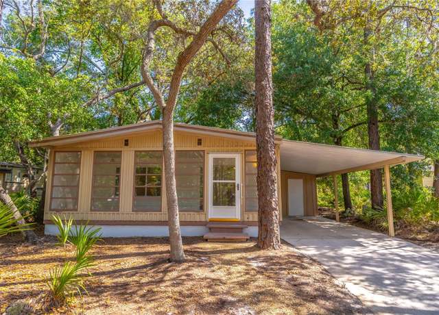 Property at 624 W Plantation Blvd, Lake Mary, FL 32746, 2 beds, 2 baths