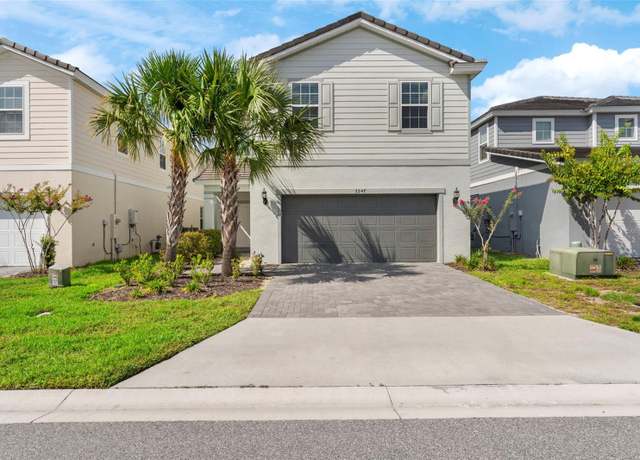 Property at 7247 Oakmoss Loop, Davenport, FL 33837, 5 beds, 4 baths