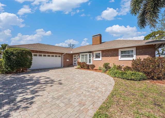 Property at 6930 Greenbrier Dr, Seminole, FL 33777, 3 beds, 2 baths