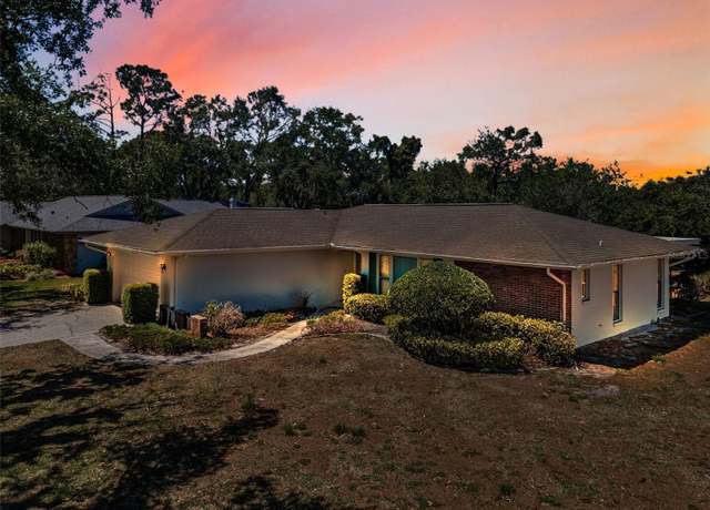 Property at 2700 Westchester Dr N, Clearwater, FL 33761, 2 beds, 2 baths