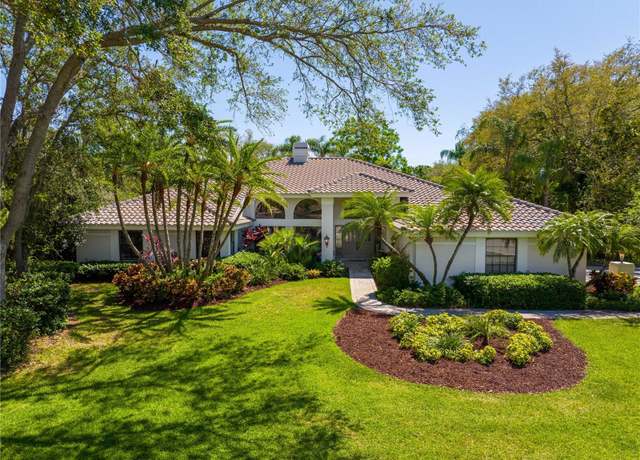 Property at 1614 Hampton Ln, Safety Harbor, FL 34695, 5 beds, 3.5 baths