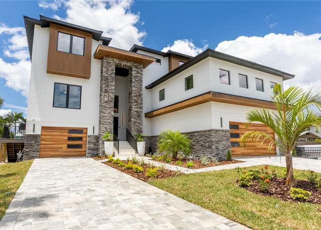 Property at 2121 Bayou Grande Blvd NE, St Petersburg, FL 33703, 5 beds, 6 baths