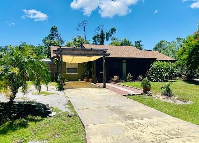 Property at 18085 Wintergarden Ave, Port Charlotte, FL 33948, 3 beds, 2 baths