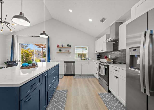 Property at 6013 Macbeth Ln, Fort Myers, FL 33908, 3 beds, 2 baths