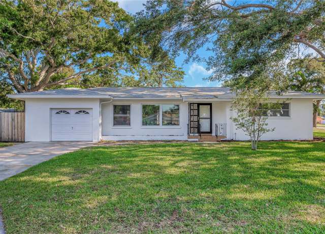 Property at 1432 S Keene Rd, Clearwater, FL 33756, 2 beds, 2.5 baths