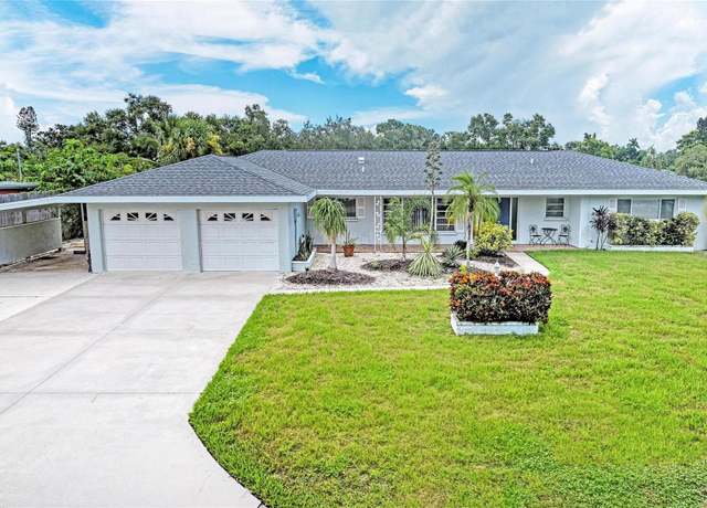 Property at 2705 S Brink Ave, Sarasota, FL 34239, 4 beds, 3 baths