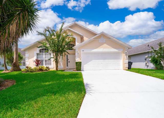 Property at 207 Langham Dr, Davenport, FL 33897, 4 beds, 3 baths