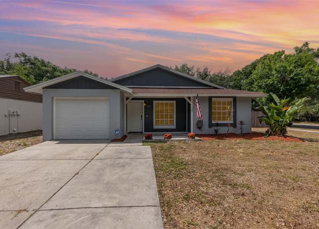 Property at 1622 Crystalview Trl, Lakeland, FL 33801, 2 beds, 2 baths