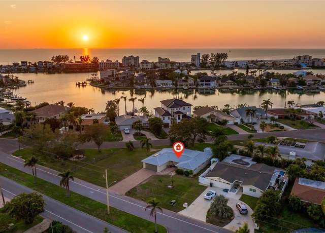 Property at 10100 Paradise Blvd, Treasure Island, FL 33706, 3 beds, 2 baths