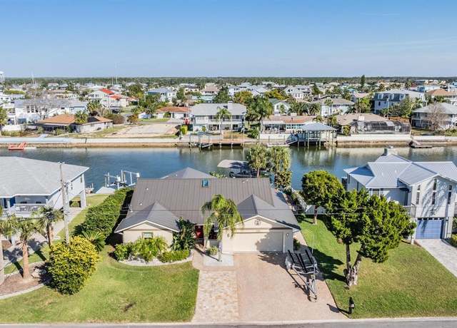 Property at 4383 Biscayne Dr, Hernando Beach, FL 34607, 3 beds, 2 baths