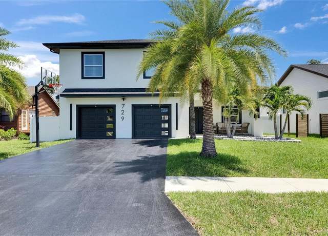 Property at 729 89th Ave N, St Petersburg, FL 33702, 4 beds, 2.5 baths
