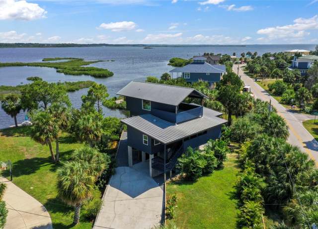 Property at 10701 Pine Island Dr, Weeki Wachee, FL 34607, 3 beds, 2 baths