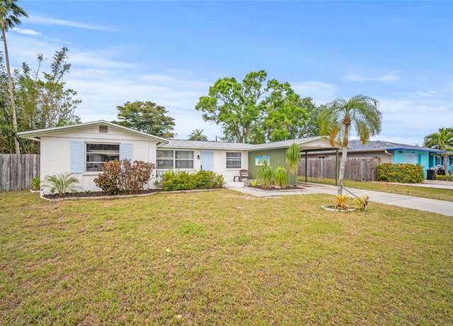 Property at 2620 White Sands Dr, Sarasota, FL 34231, 2 beds, 1.5 baths