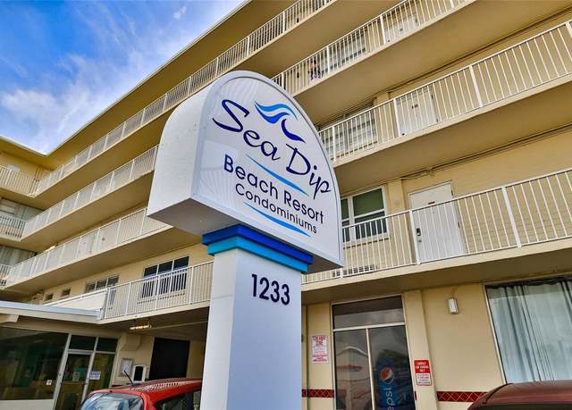 Property at 1233 N Atlantic Ave #1020, Daytona Beach, FL 32118, 1 bed, 1 bath