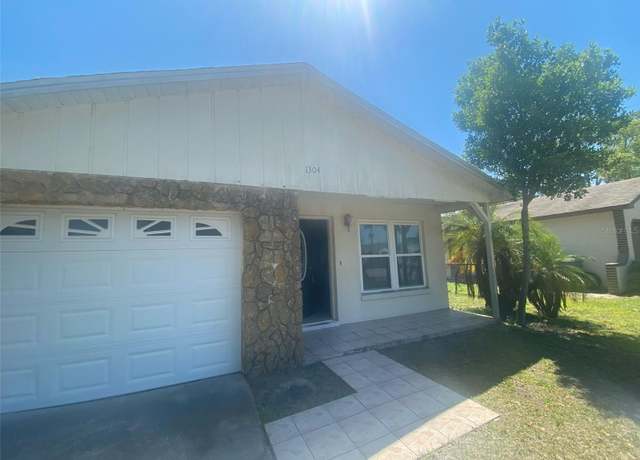 Property at 1304 Mill Creek Pl, Kissimmee, FL 34744, 2 beds, 2 baths