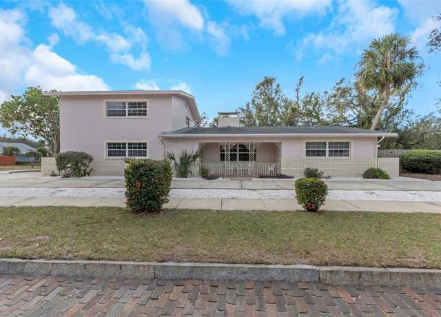 Property at 6600 Mango Ave S, St Petersburg, FL 33707, 4 beds, 2.5 baths