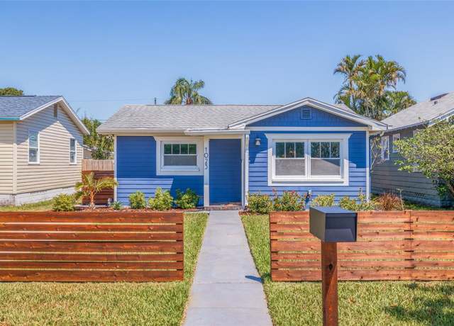 Property at 1023 34th Ave N, St Petersburg, FL 33704, 2 beds, 2 baths
