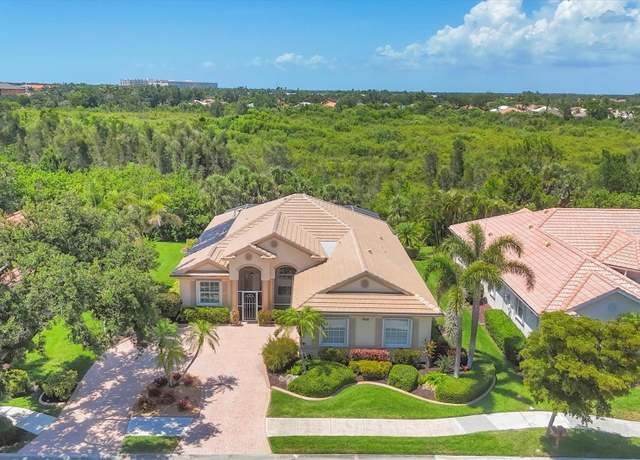 Property at 5018 Bella Terra Dr, Venice, FL 34293, 2 beds, 2 baths