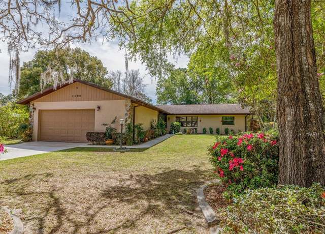 Property at 2280 W Middle Ln, Lecanto, FL 34461, 3 beds, 2 baths