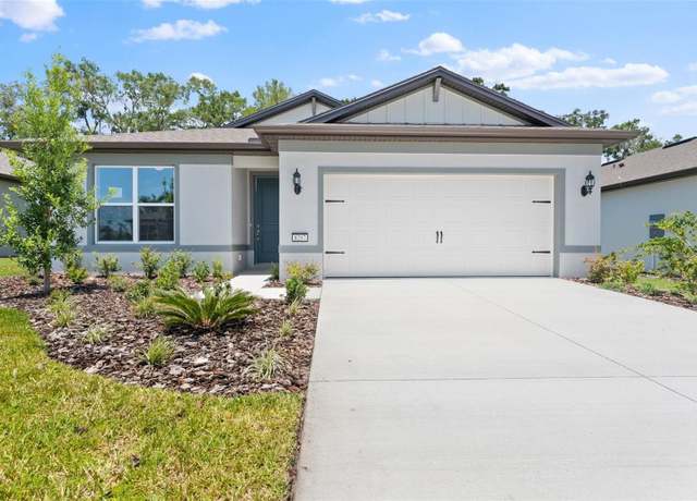 Property at 8207 SW 52nd Lane Rd, Ocala, FL 34481, 4 beds, 2 baths