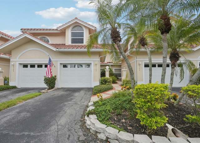 Property at 5588 Golf Pointe Dr #1, Sarasota, FL 34243, 3 beds, 3 baths