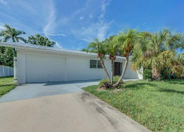 Property at 2138 Pine Ter, Sarasota, FL 34231, 3 beds, 2 baths